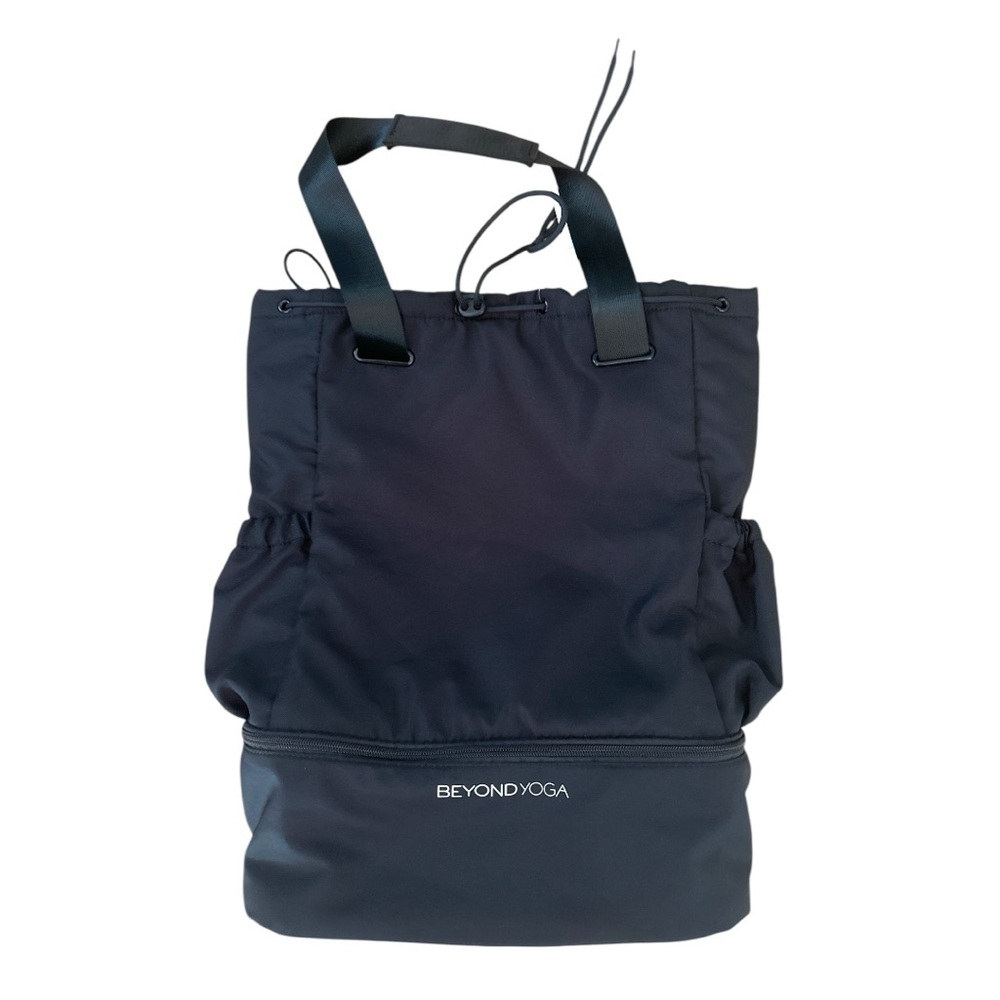 NWT Beyond Yoga Convertible Gym Bag Backpack Black Yoga Tote Drawstring Carry-on